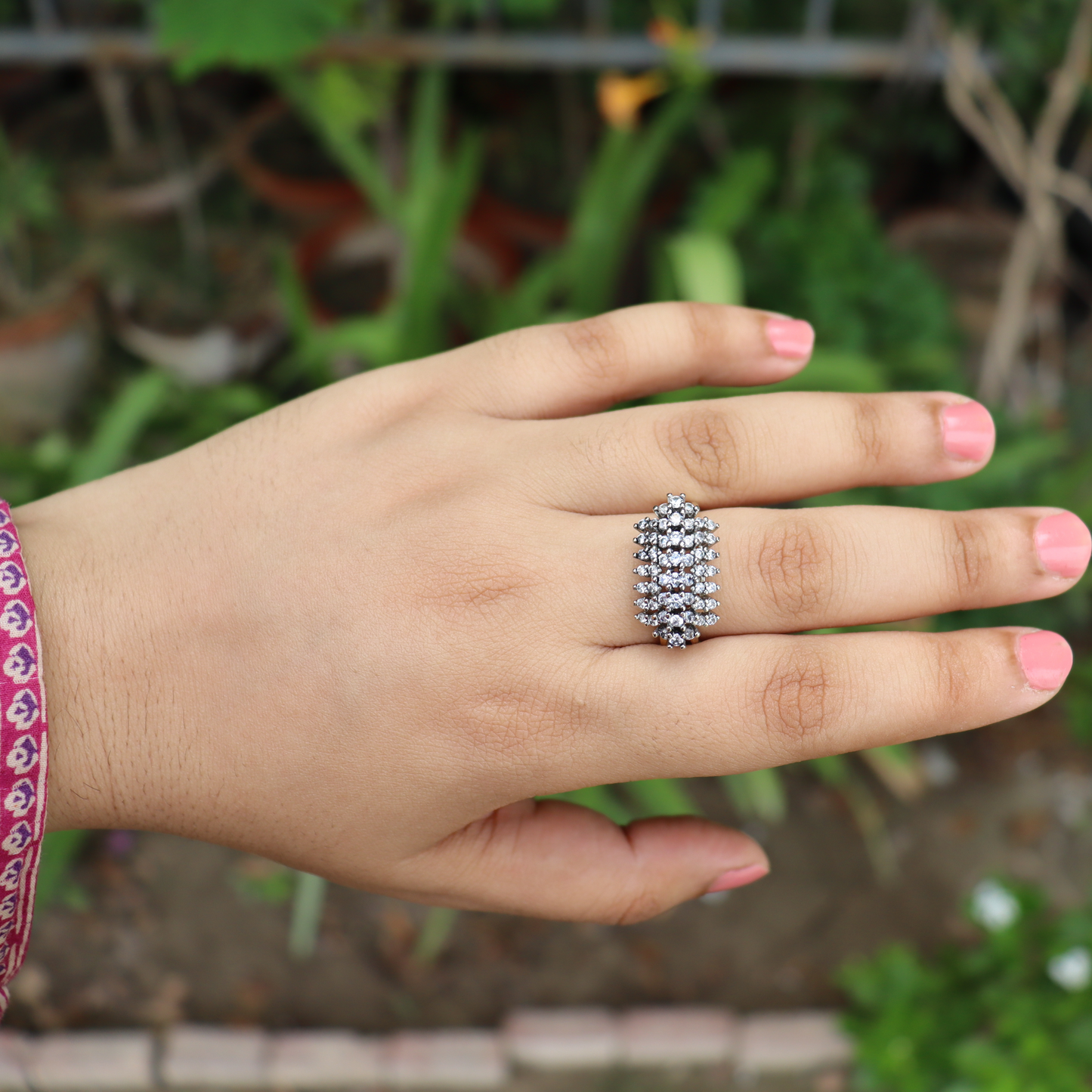 Linear Sparkle Ring | Oxidized Rhodium Finish | Gold-Plated